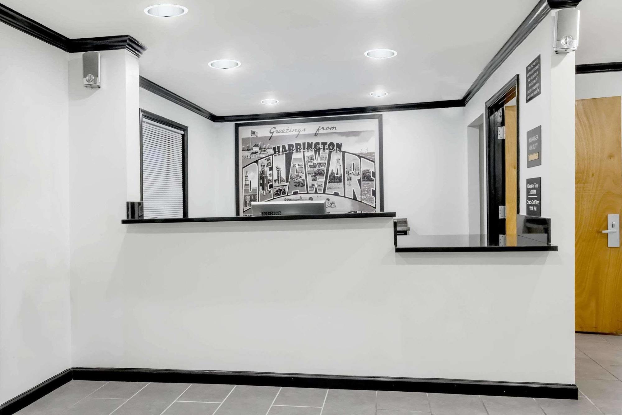 Super 8 By Wyndham Harrington Exterior foto